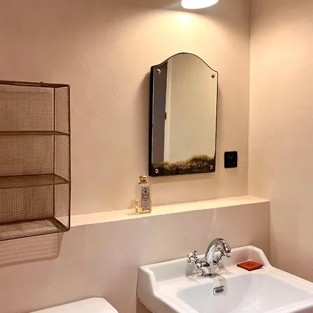 Holiday home Maison De Caractere Avec Piscine Proche D Uzes