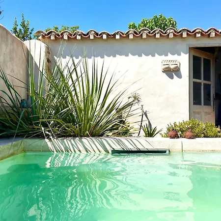 Maison De Caractere Avec Piscine Proche D Uzes Holiday home Arpaillargues-et-Aureillac
