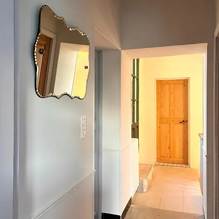Maison De Caractere Avec Piscine Proche D Uzes *