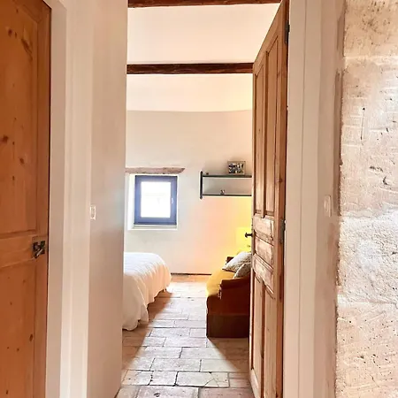 Holiday home Maison De Caractere Avec Piscine Proche D Uzes